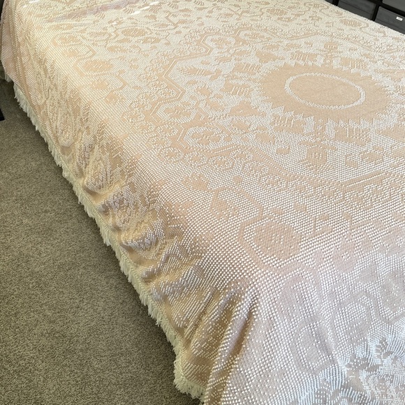 Vintage Chenile Light Dusty Pink Queen Bed Coverlet Light Blanket - Picture 9 of 11